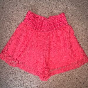 New Mix Small Crochet Shorts